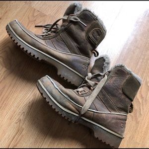 Sorel tivoli size 7